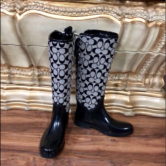 Coach Shoes - Coach New Signature Black/Gray Boots SZ8B